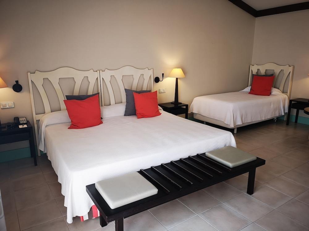 Hotel Encinar De Sotogrande Extérieur photo